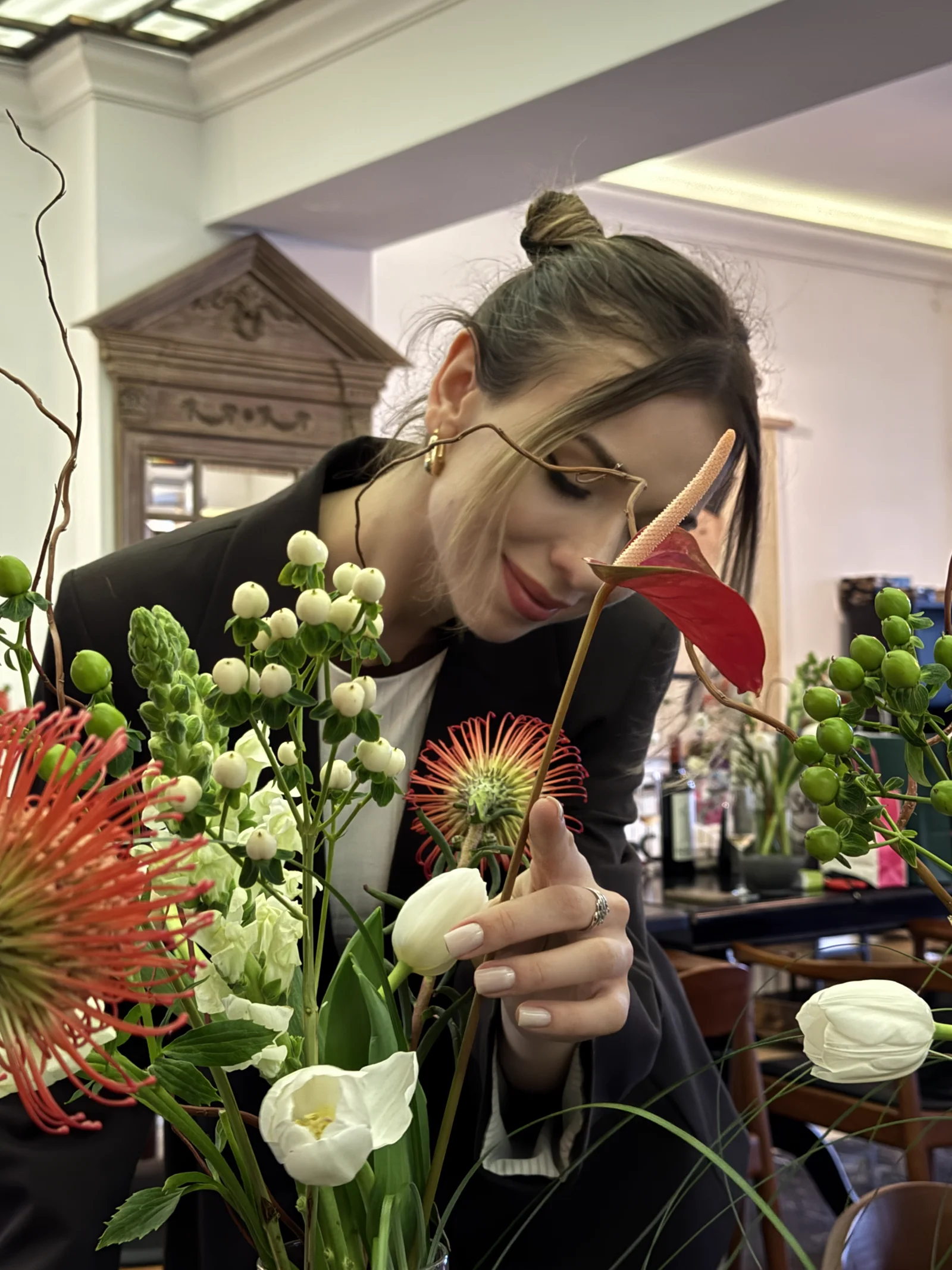 Floral workshop at a private event