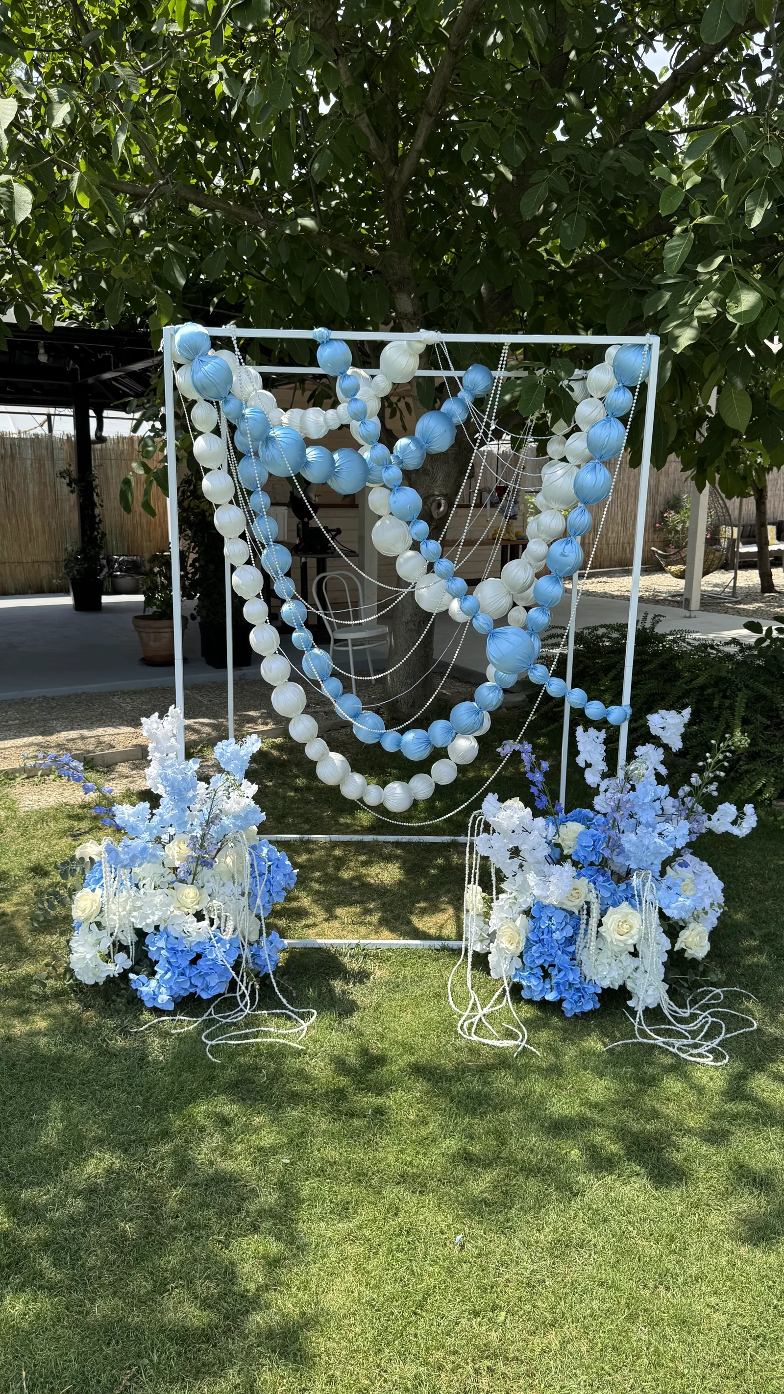 Event floral installation